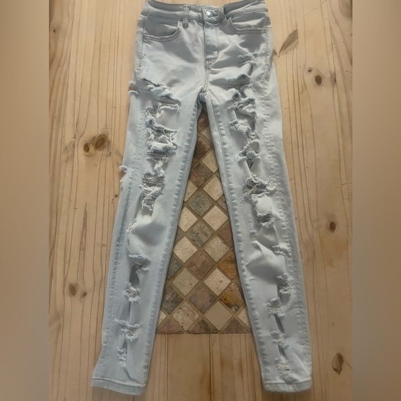 🔥HOST PICK🔥AMERICAN EAGLE SUPER STRETCH SKINNY JEANS - Picture 2 of 10